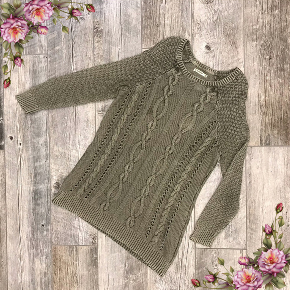 Ruff Hewn Sweaters - Pale olive green knit sweater